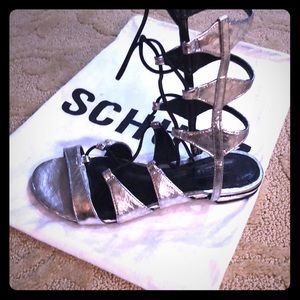 SCHUTZ Gladiator sandals size 6